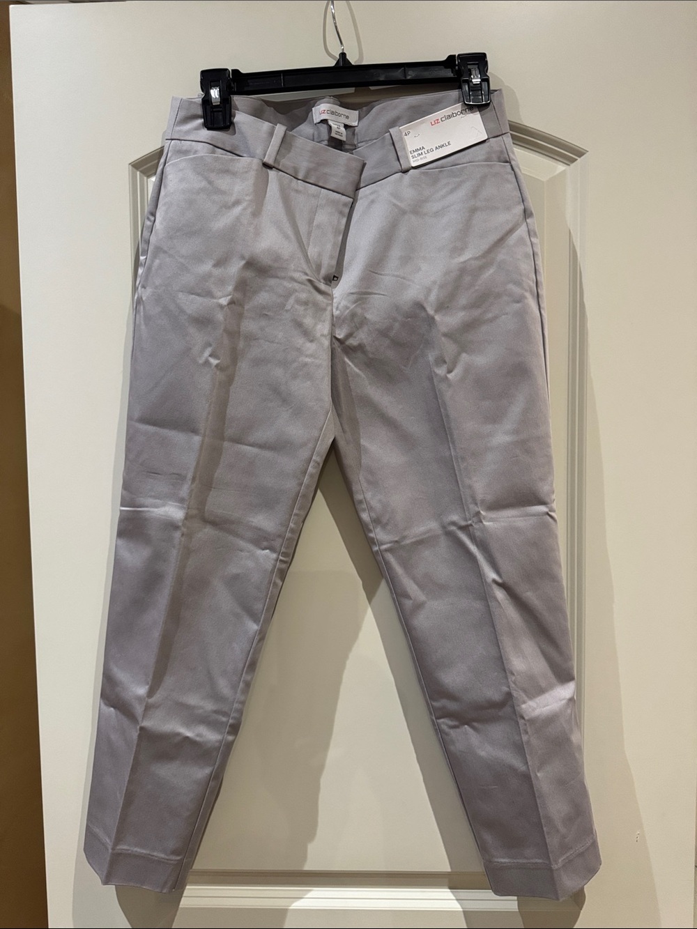 Liz Claiborne Light Gray Emma Slim Leg Ankle Mid-Rise 4P, New With Tags!